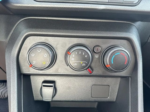 Dacia Sandero Essential