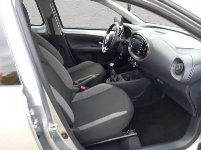 Toyota Aygo X Hatchback Play X-play