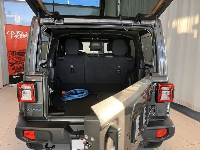 Jeep Wrangler Sahara