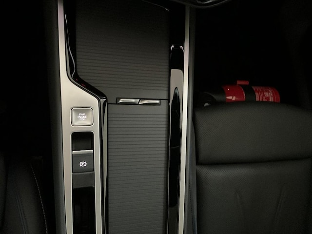 Volkswagen Passat PASSAT    2.0R-L  DT142 TDID7A