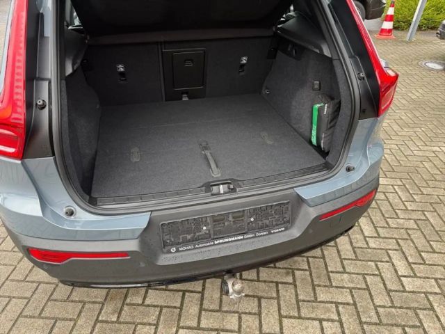 Volvo XC40 AWD Dark Plus