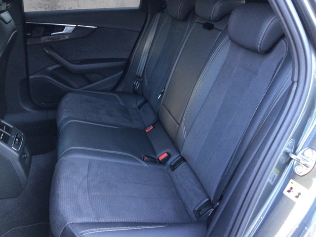 Audi A4 35 TFSI Avant S-Line