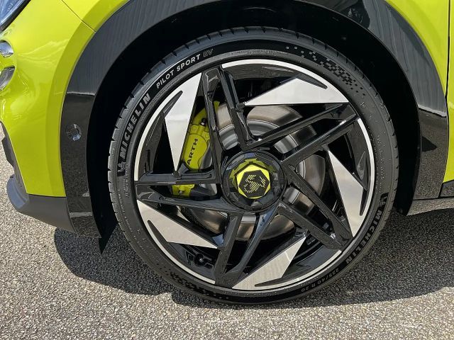 Abarth 600e Scorpionissima