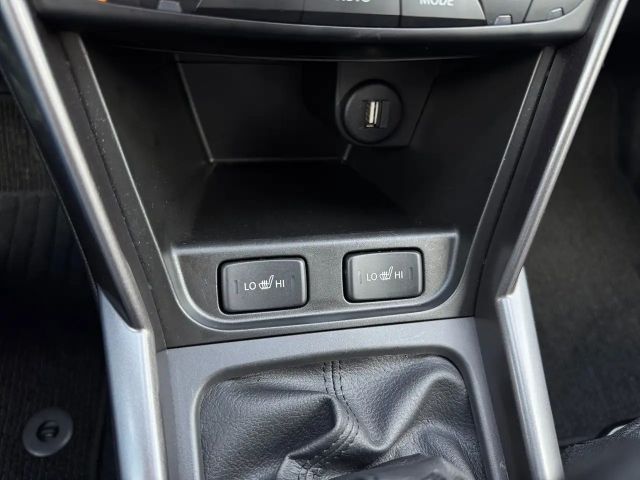 Suzuki S-Cross Hybrid