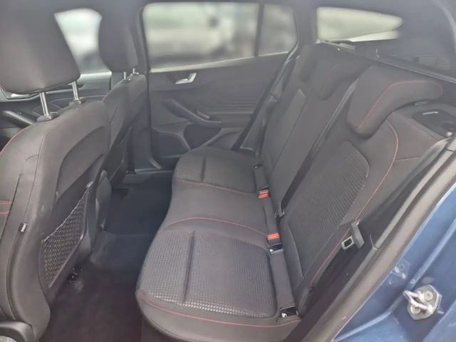 Ford Focus EcoBoost ST Line Wagon