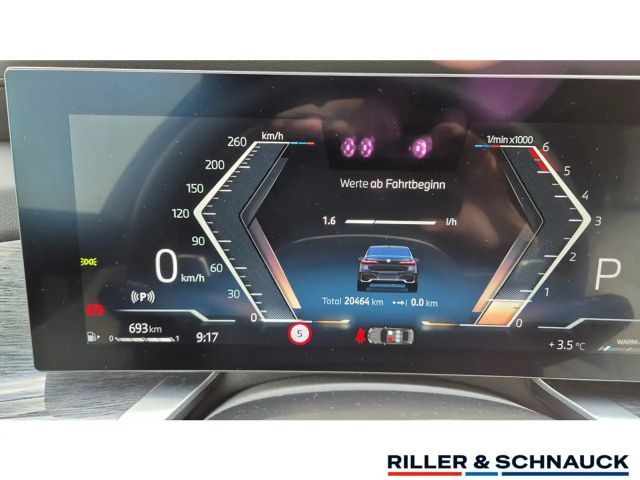 BMW 740 740d 740e M-Sport Sedan xDrive