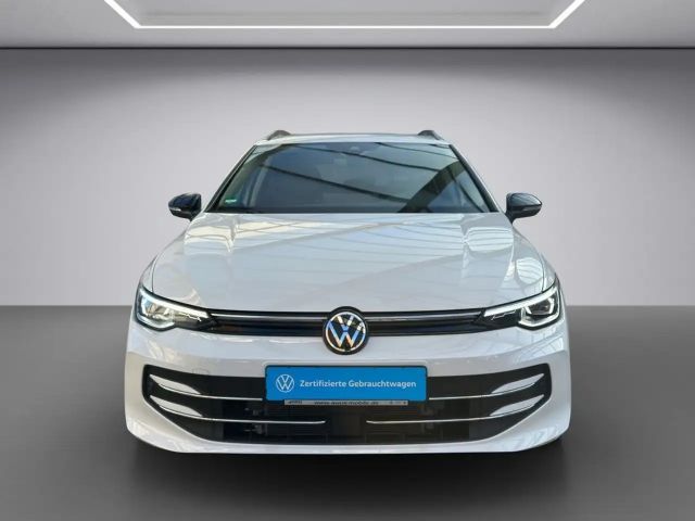 Volkswagen Golf 1.5 eTSI DSG Golf VIII Variant