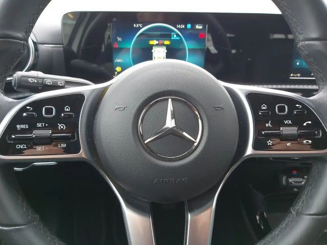 Mercedes-Benz A 180 A 180 d Style