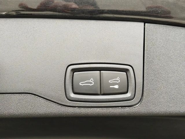 Porsche Taycan 4 Cross Turismo