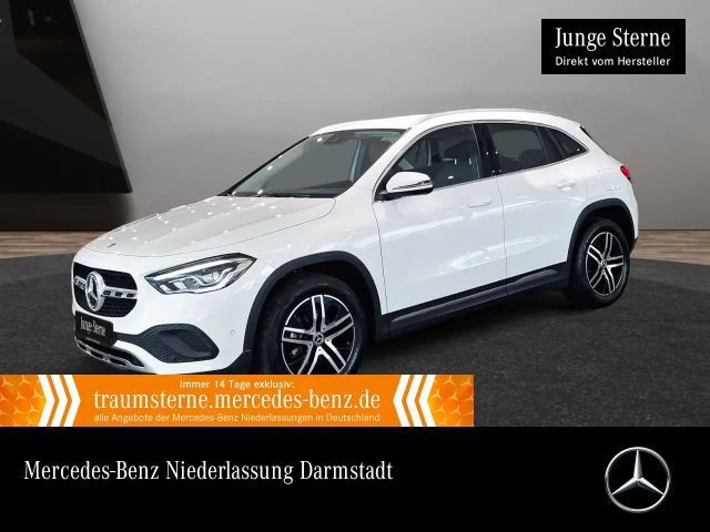 Mercedes-Benz GLA 180 Progressive