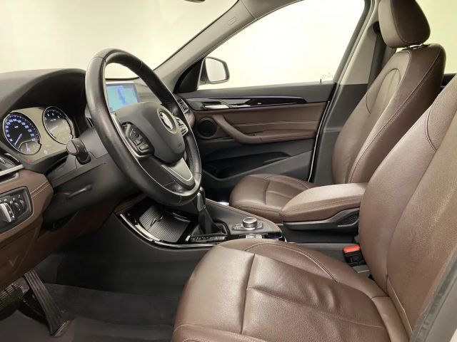 BMW X1 xDrive25e