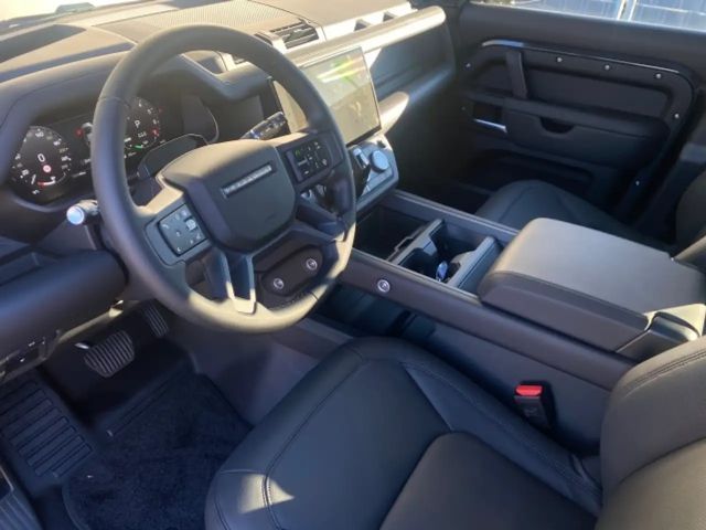 Land Rover Defender 110 Dynamic HSE