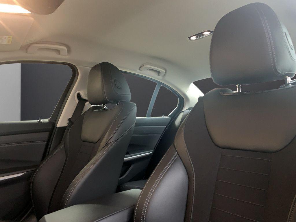 BMW 320 320e Advantage pakket Sedan