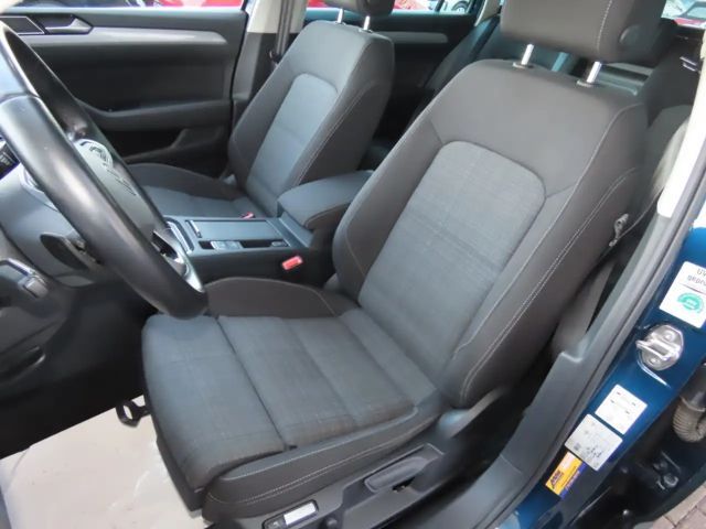 Volkswagen Passat Business Variant