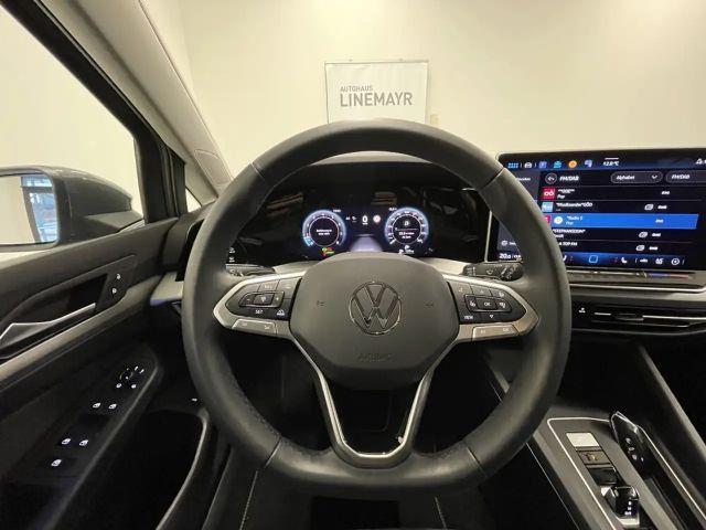 Volkswagen Golf 1.5 eTSI Life