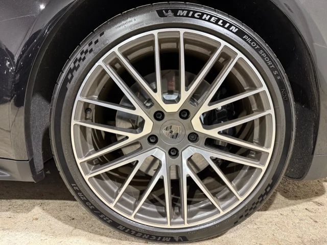 Porsche Panamera Coupé E-Hybrid Turbo