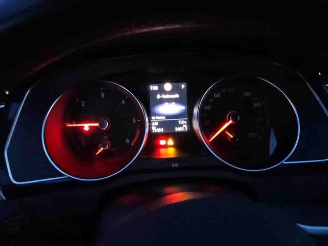 Volkswagen Passat 2.0 TDI Business DSG Variant