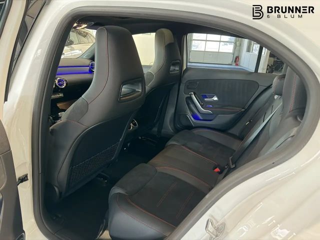 Mercedes-Benz A 220 4MATIC AMG Line