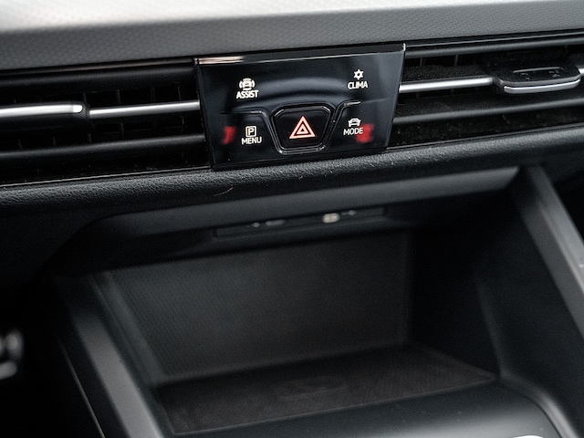 Volkswagen Golf 1.5 eTSI DSG Golf VIII Move