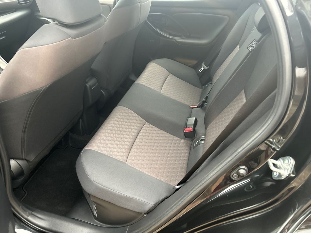 Toyota Yaris 5-deurs Basis