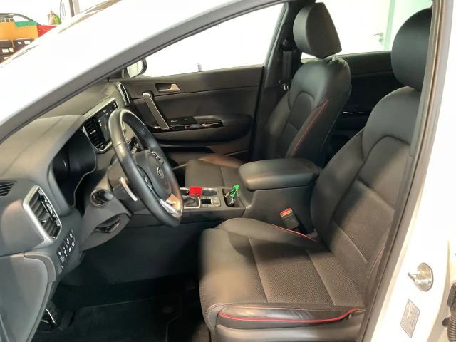 Kia Sportage 1.6 Turbo GTLine AllradSitzkühlungLeder