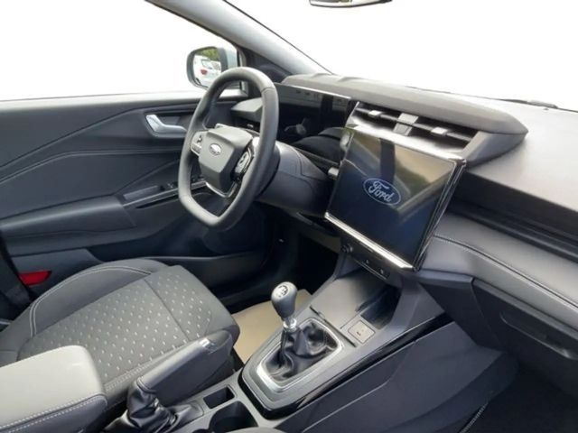 Ford Puma EcoBoost Titanium