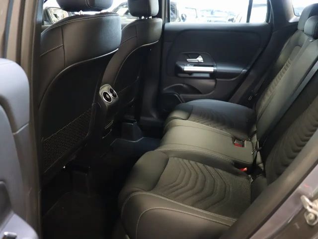 Mercedes-Benz GLA 180 Progressive