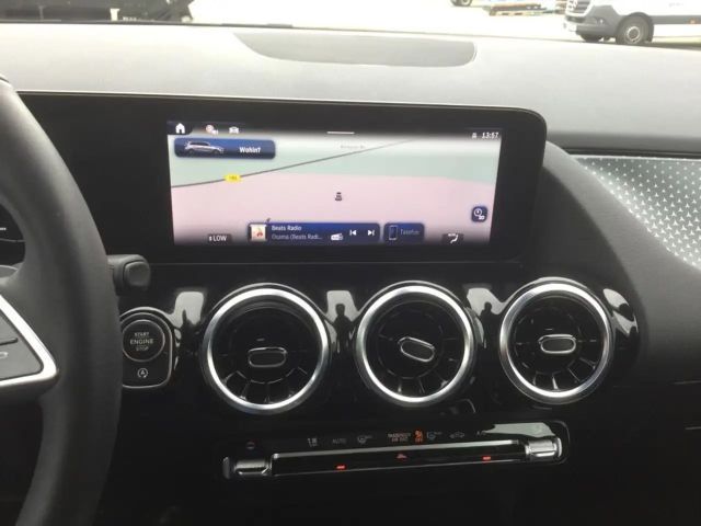 Mercedes-Benz B 180 Progressive