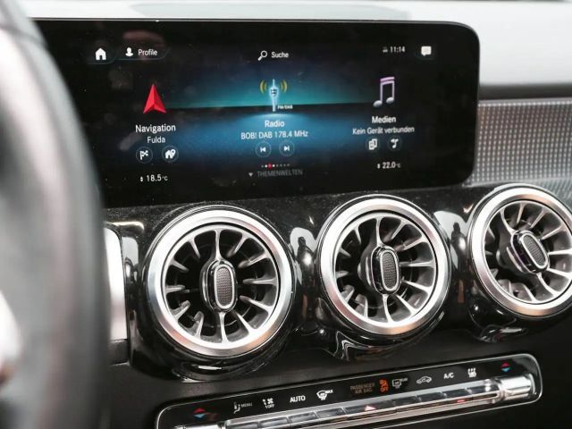 Mercedes-Benz EQB 300 4MATIC Progressive