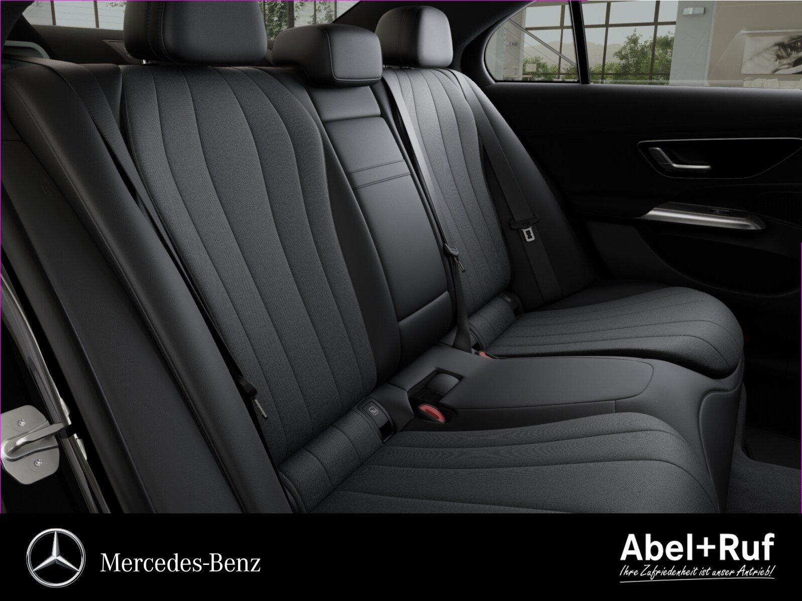 Mercedes-Benz E 200 AVANTGARDE Sedan