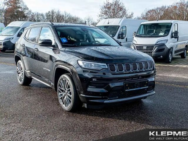 Jeep Compass Altitude Hybrid