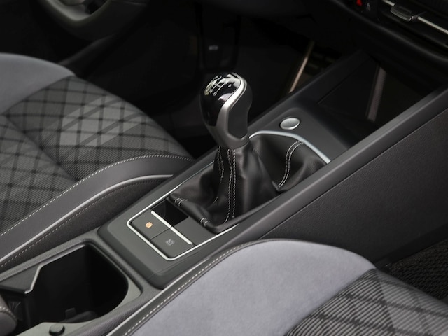 Volkswagen Golf 1.5 TSI R-Line Variant