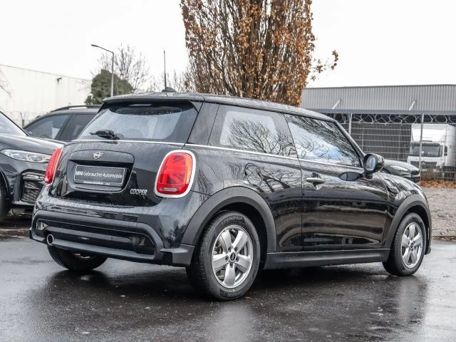 MINI Cooper NAVI LED PDC V+H DAB Tempomat LM