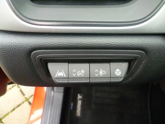 Renault Captur Hybrid Techno