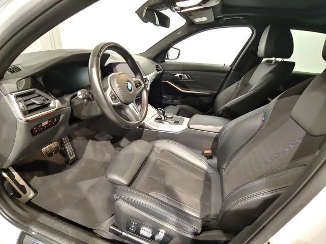 BMW 330 330i M-Sport Sedan xDrive