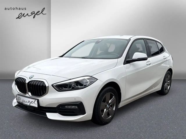 BMW 118 118i Sedan