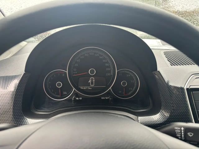 Volkswagen up! Move Move up!