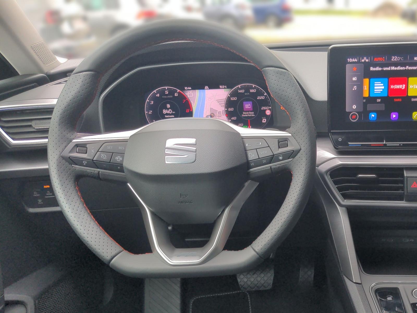 Seat Leon 1.5 eTSI DSG FR-lijn Sportstourer