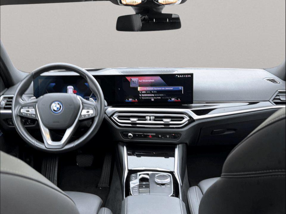 BMW 320 320e Touring