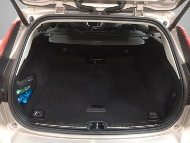 Volvo V60 Cross Country AWD Ultimate