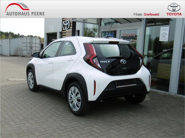 Toyota Aygo X 1.0 VVT-i Business Hatchback