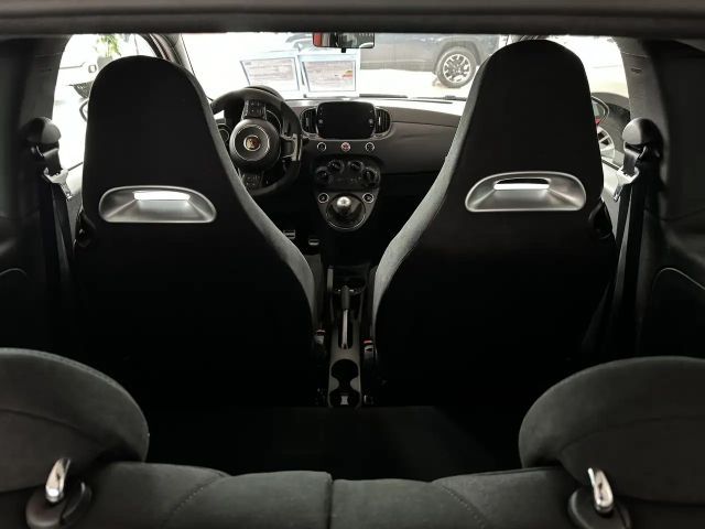 Abarth 695 1,4 180PS Klima...