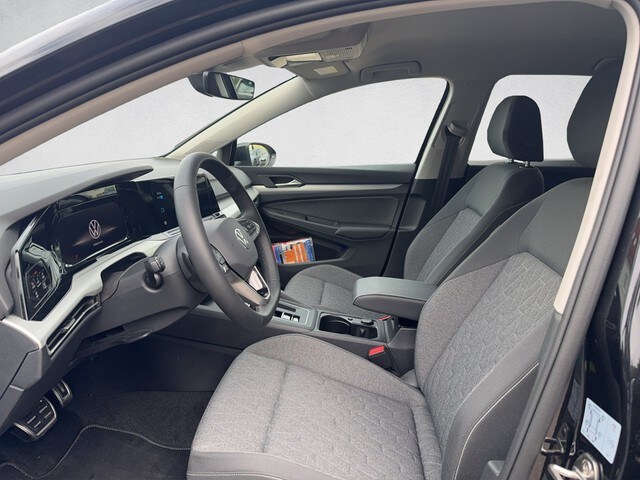 Volkswagen Golf Life Variant