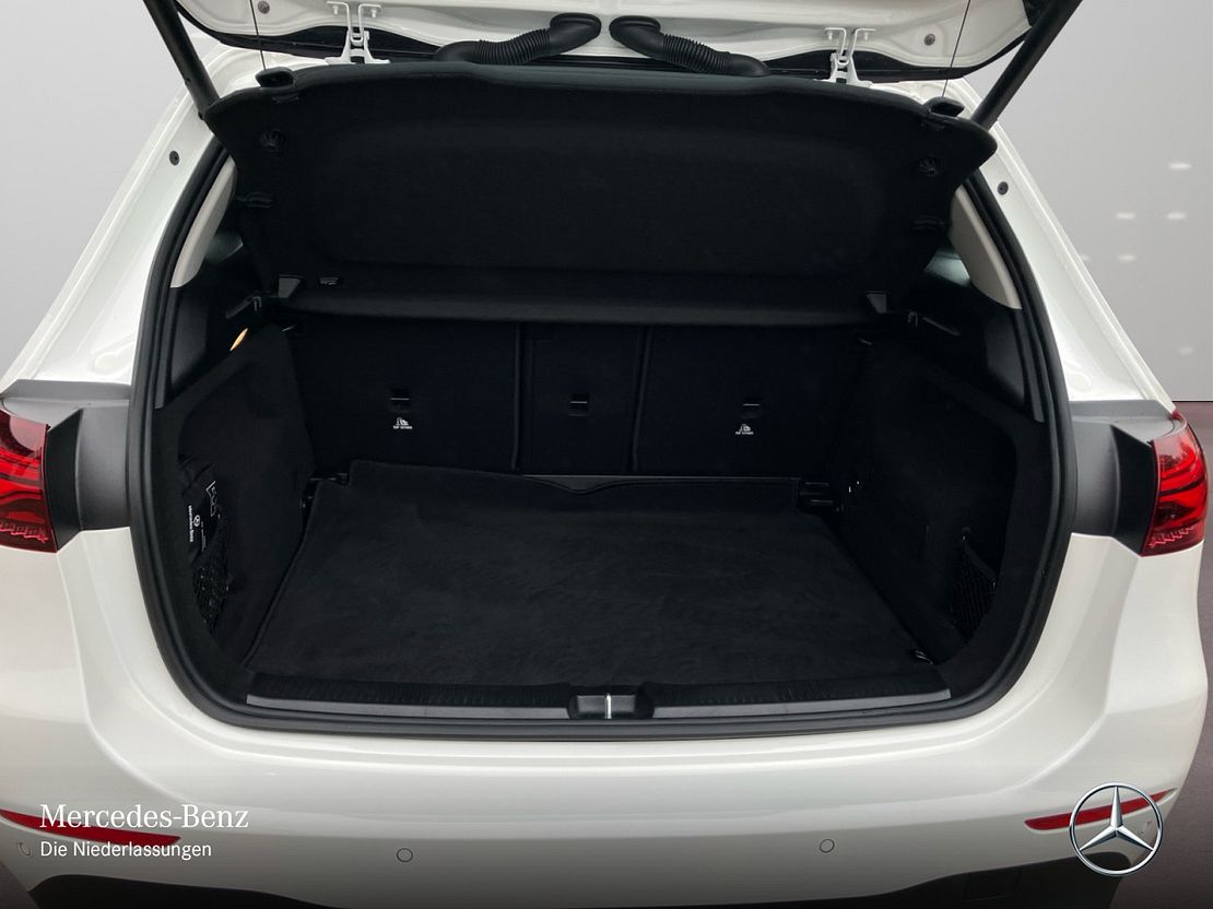 Mercedes-Benz B 200 Sedan