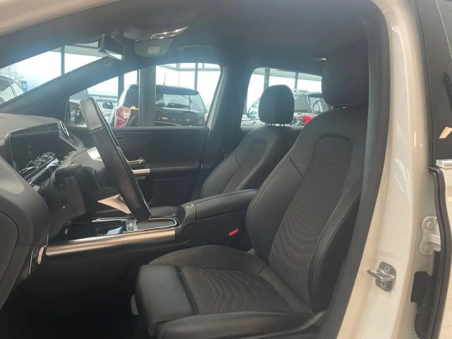 Mercedes-Benz B 180 Progressive