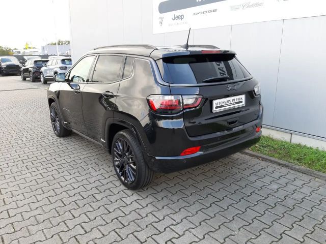 Jeep Compass S 1.3 DCT/Panodach/Sitzlüftung/Navi
