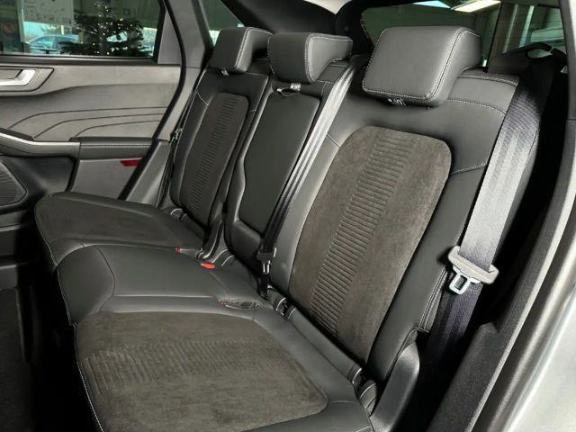 Ford Kuga Active Hybrid X