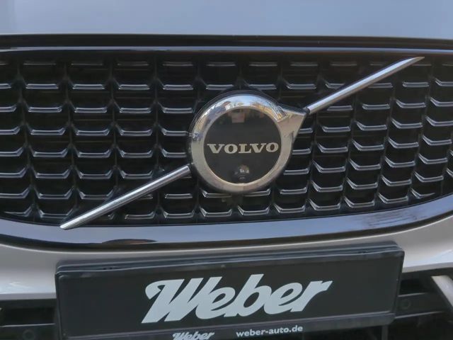 Volvo XC60 AWD Dark Plus