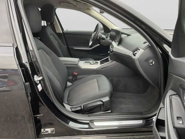 BMW 320 320d Touring xDrive