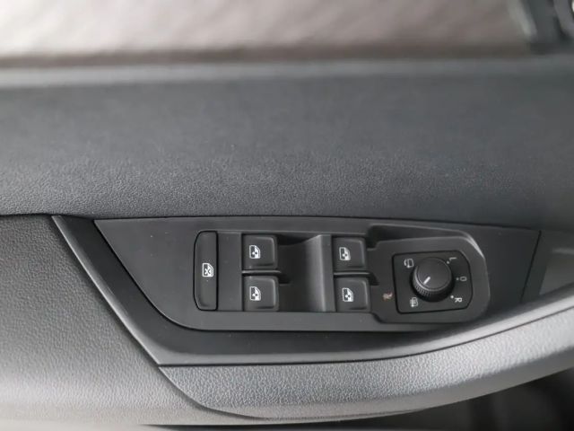 Skoda Karoq Selection